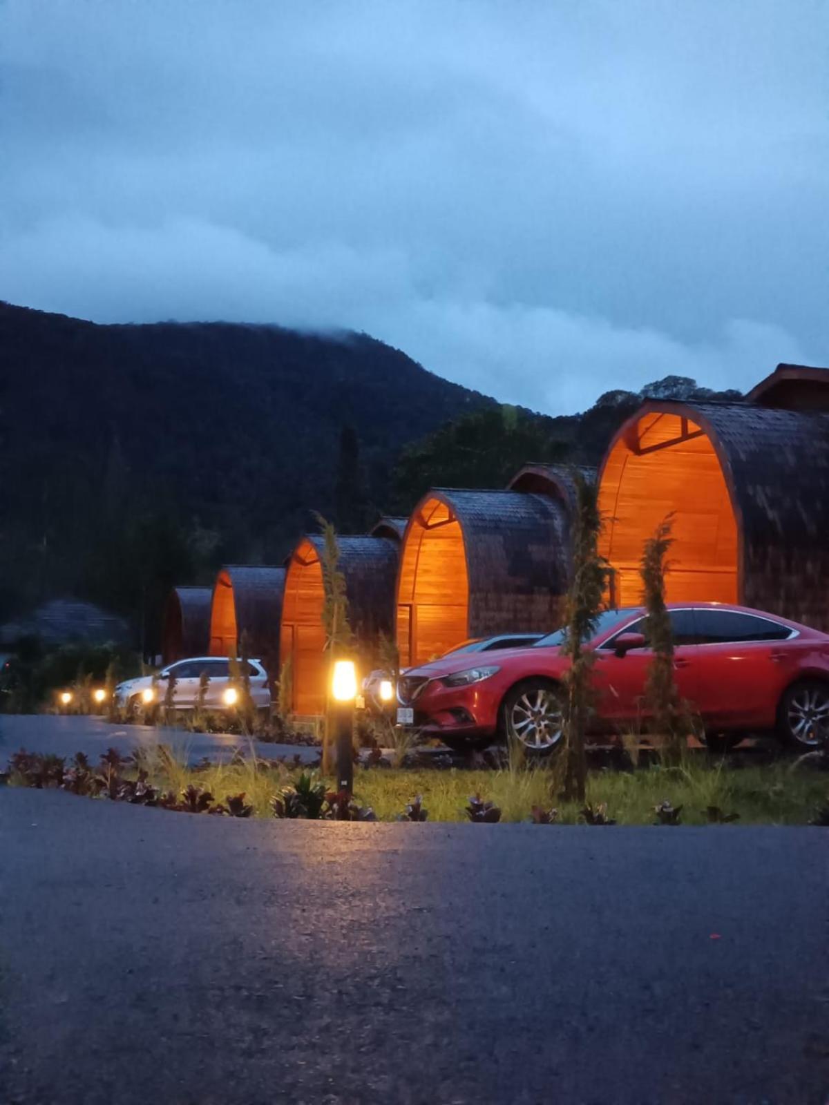 Kyara Resort Ciwidey Bandung Exterior foto